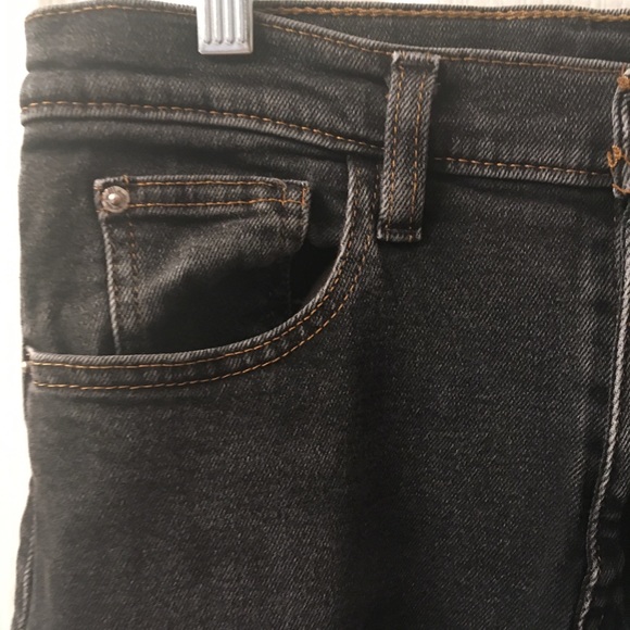 Cropped UO Jeans - Picture 2 of 5